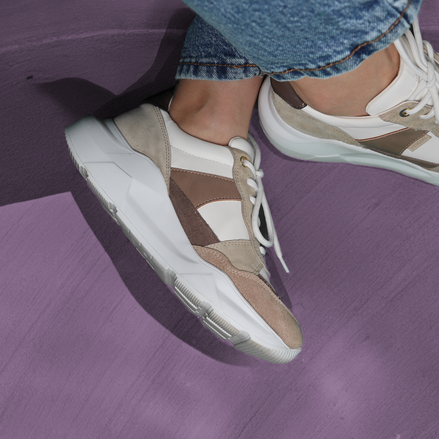 Vega - Beige